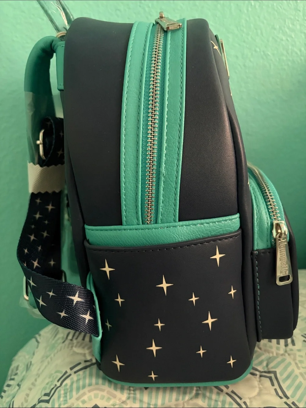 Disney Parks Exclusive Mickey Castle Disney Vacation Club Loungefly Backpack